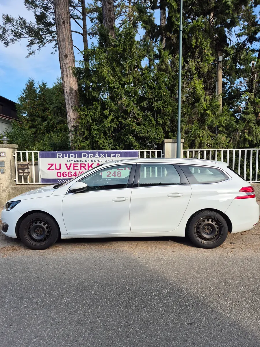 Peugeot 308 2016 photo 2