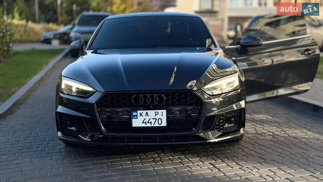 Audi A5 2017 photo 2