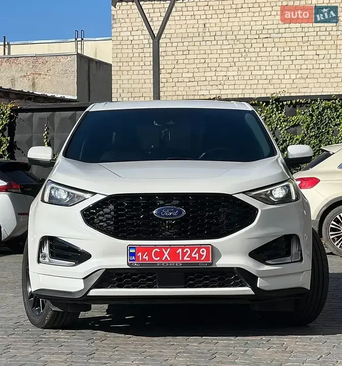 Ford Edge 2022 photo 3