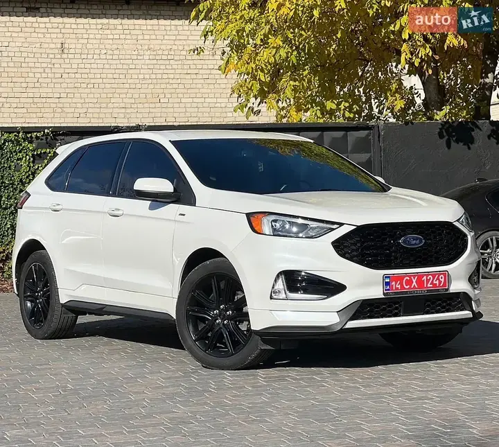 Ford Edge 2022 photo 2