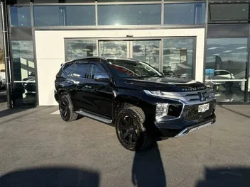 Mitsubishi Pajero Sport