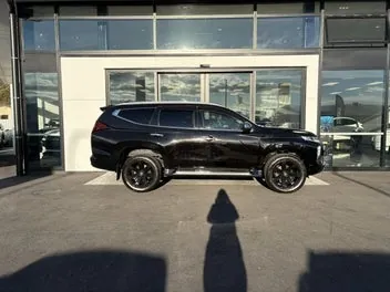 Mitsubishi Pajero Sport 2021 photo 3
