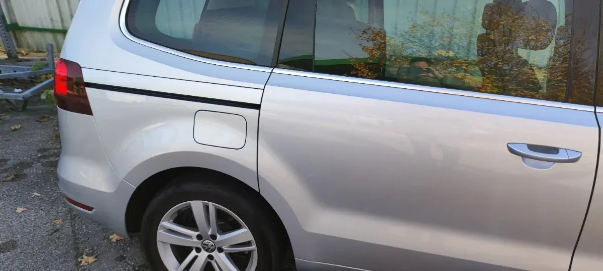Volkswagen Sharan 2017 photo 2