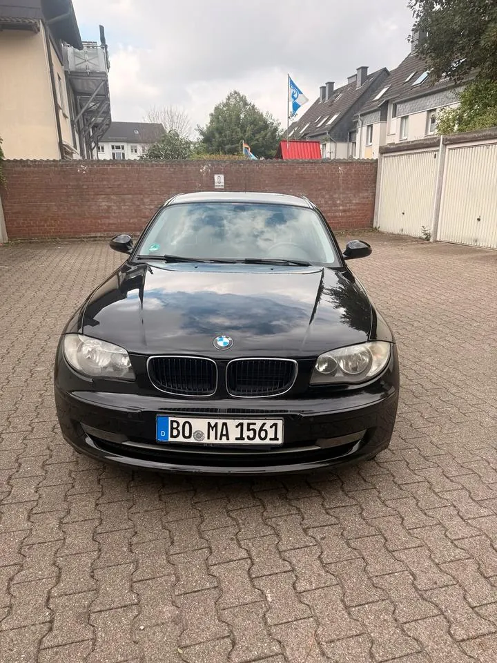 BMW E87 116I