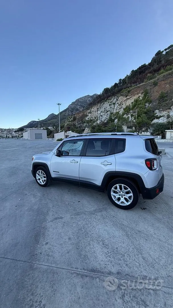 Jeep Renegade 2017 photo 3