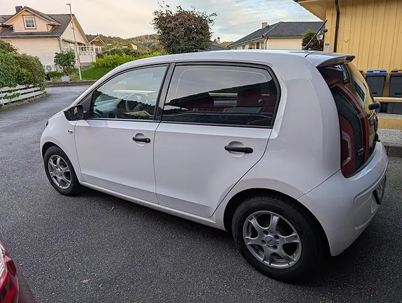 Volkswagen Up