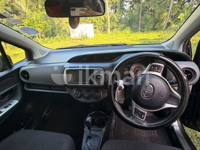 Toyota Vitz 2016 photo 3