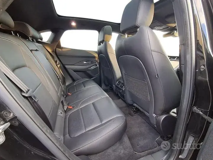 Jaguar E-Pace 2021 photo 5