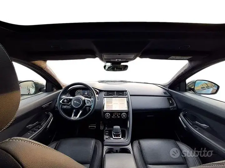 Jaguar E-Pace 2021 photo 4
