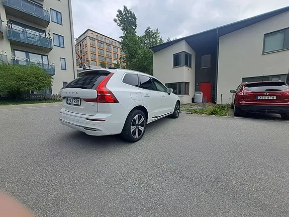 Volvo Xc60 2023 photo 2