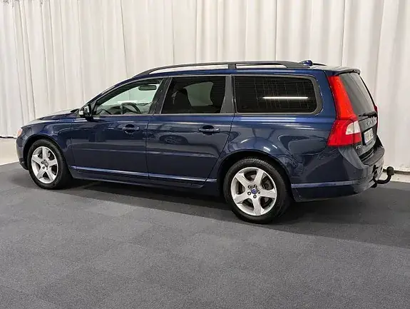 Volvo V70 2011 photo 3