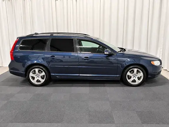 Volvo V70 2011 photo 5