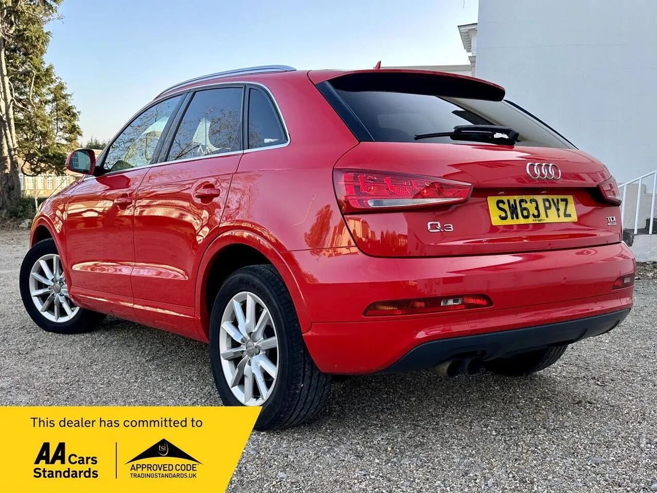 Audi Q3 2014 photo 3