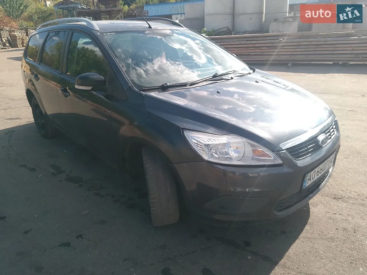 Ford Focus 2009 photo 2