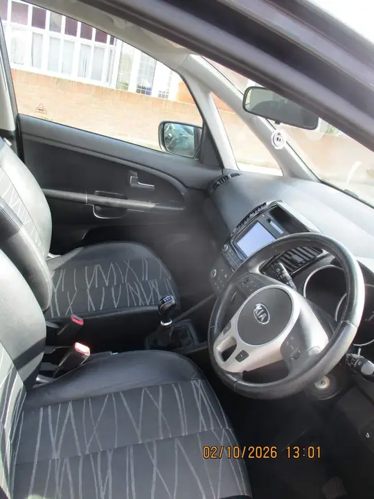 Kia Venga 2016 photo 5