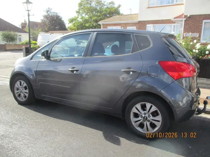 Kia Venga 2016 photo 2