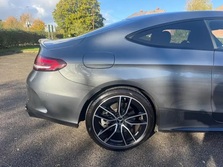 Mercedes-Benz C-Class 2023 photo 5