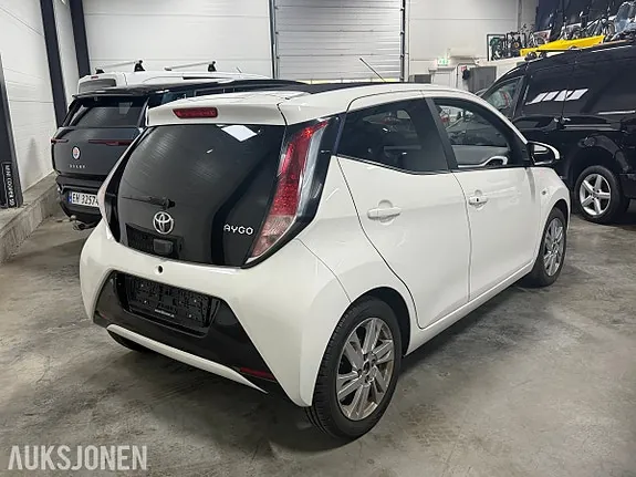 Toyota Aygo 2015 photo 4