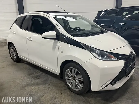 Toyota Aygo 2015 photo 5