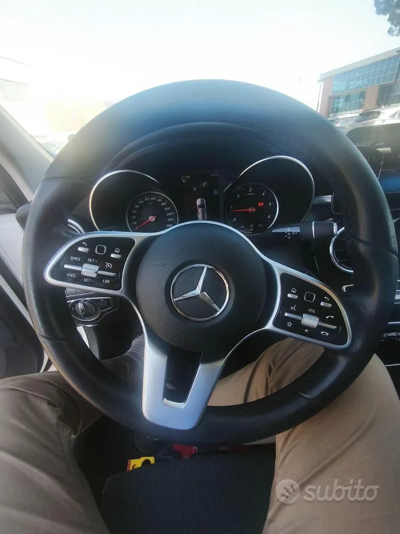 Mercedes-Benz C 220 2020 photo 5