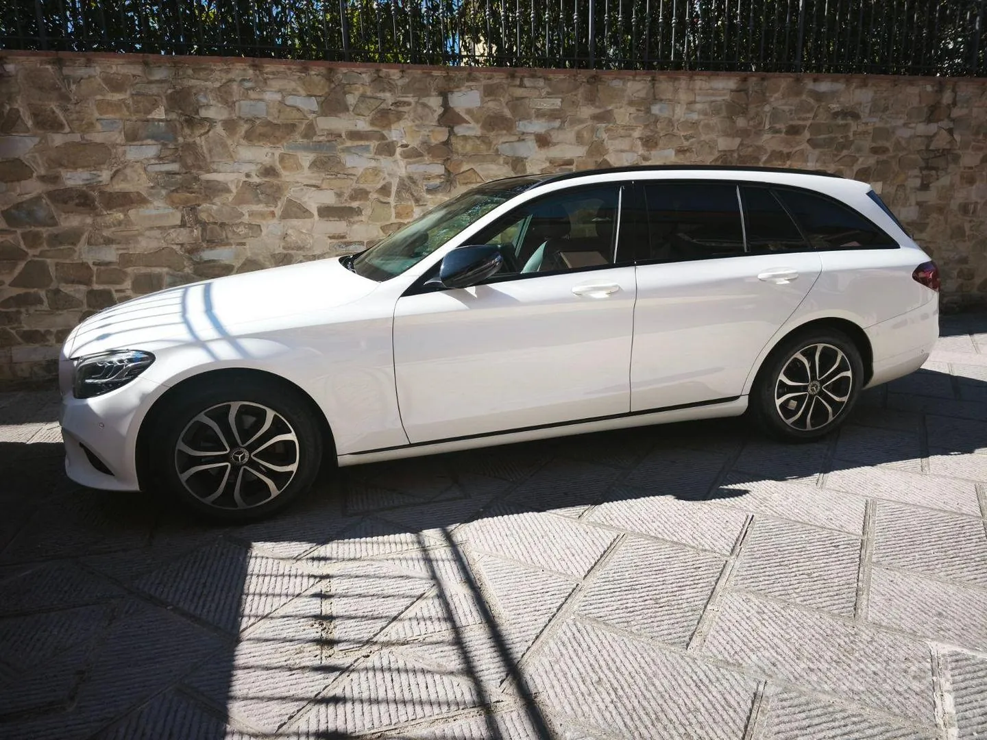 Mercedes-Benz C 220 2020 photo 2