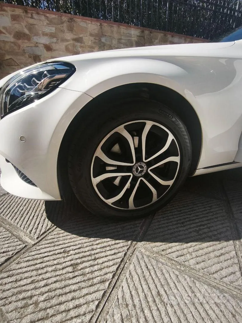 Mercedes-Benz C 220 2020 photo 3