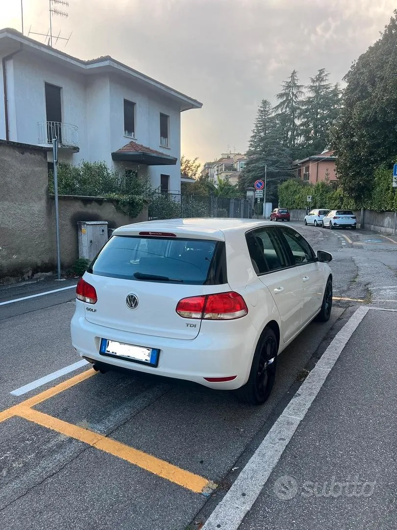 Volkswagen Golf 2009 photo 4