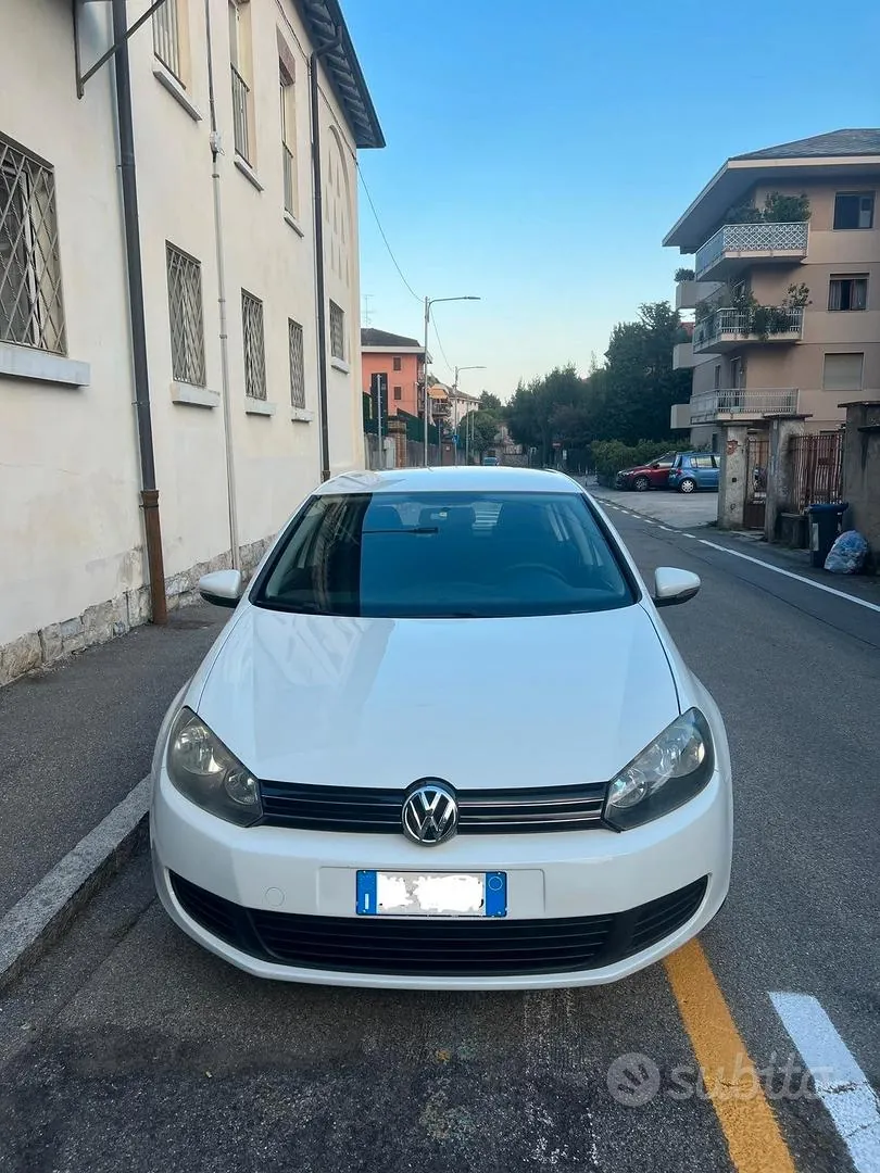 Volkswagen Golf 2009 photo 2