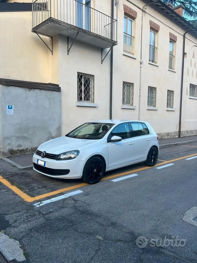 Volkswagen Golf 2009 photo 3