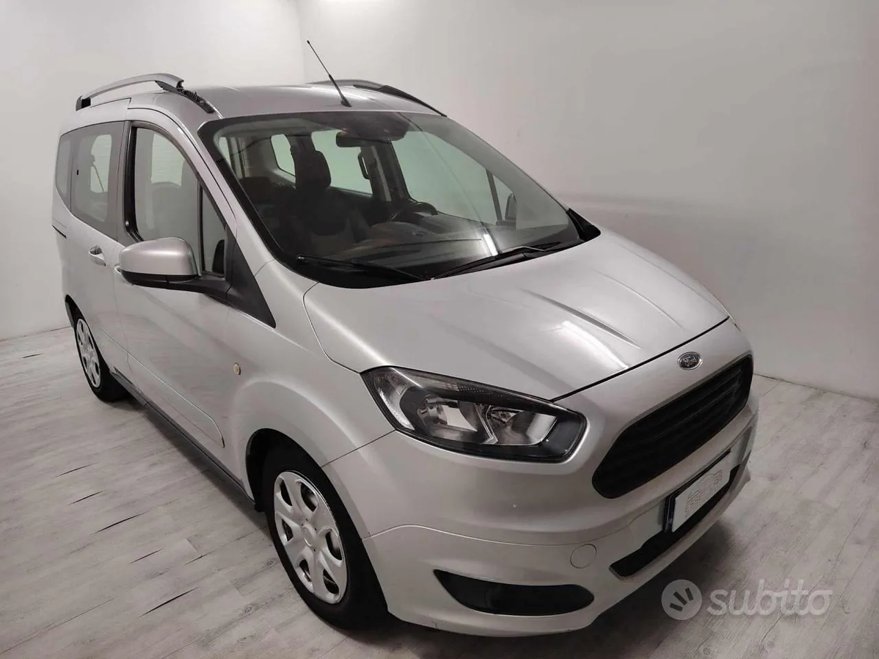 Ford Tourneo Courier 2017 photo 2
