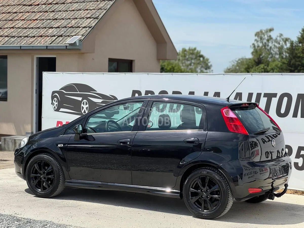 Fiat Grande Punto 2015 photo 5