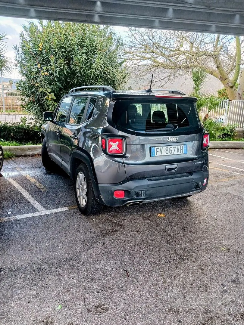 Jeep Renegade 2019 photo 2