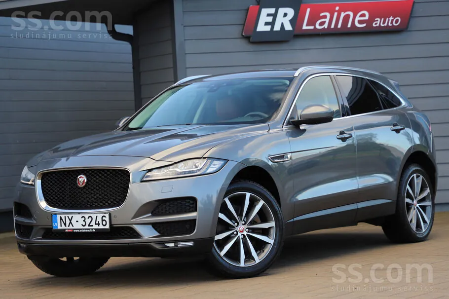 Jaguar F-Pace 2016 photo 2