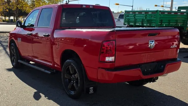 Ram 1500 Classic 2023 photo 3