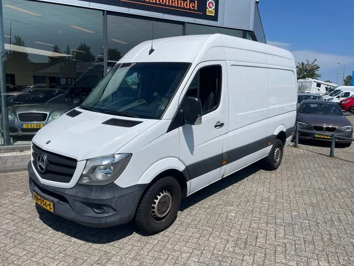 Mercedes-Benz Sprinter 2015 photo 2