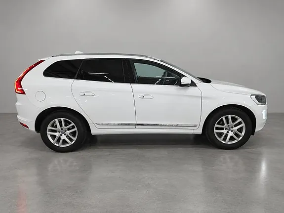 Volvo Xc60 2017 photo 4