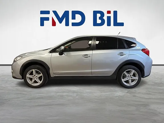 Subaru Xv 2013 photo 2