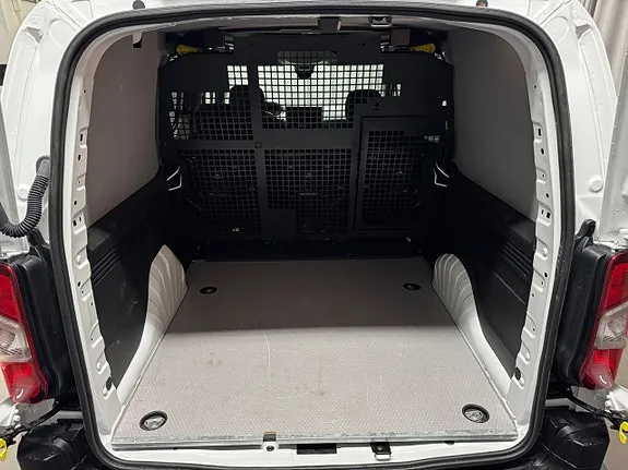 Peugeot Partner 2025 photo 4