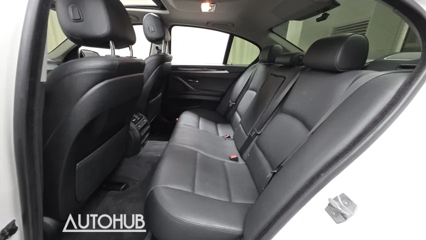 BMW 5 Series 2016 photo 3