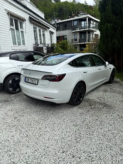 Tesla Model 3 2020 photo 5