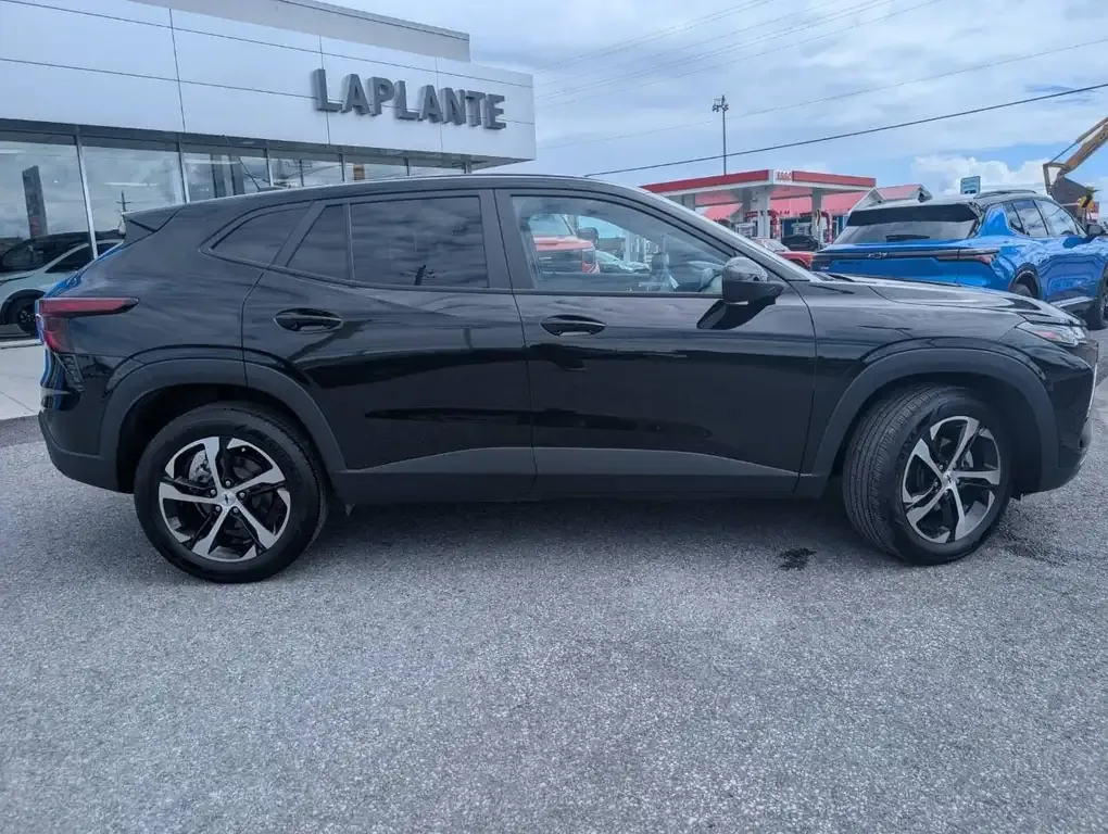Chevrolet Trax 2025 photo 2