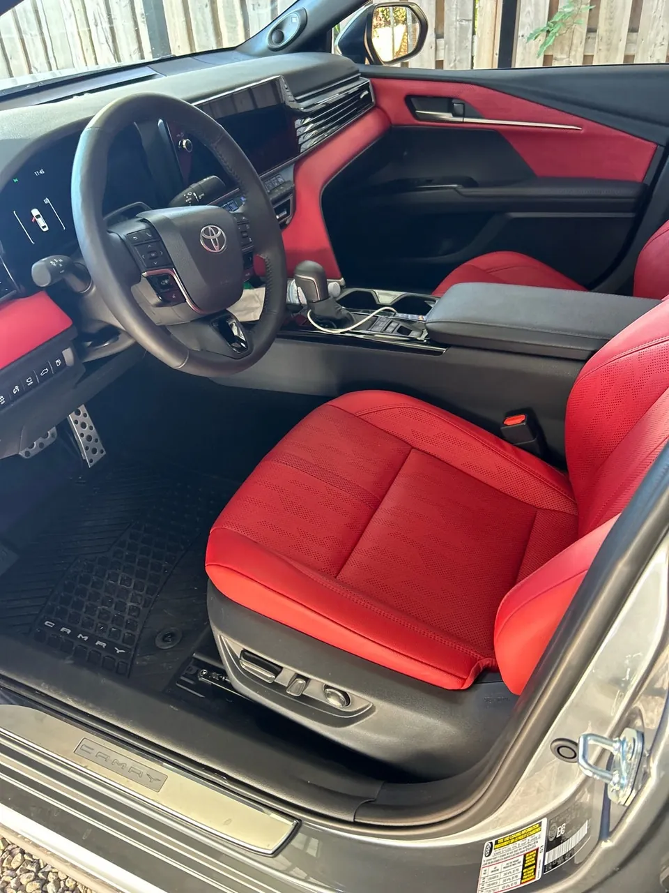 Toyota Camry 2026 photo 2