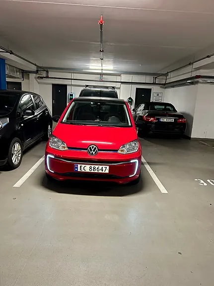Volkswagen E-Up! 2021 photo 2