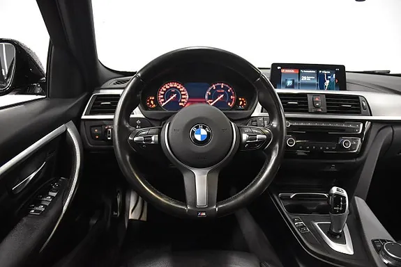 BMW 320 2018 photo 2
