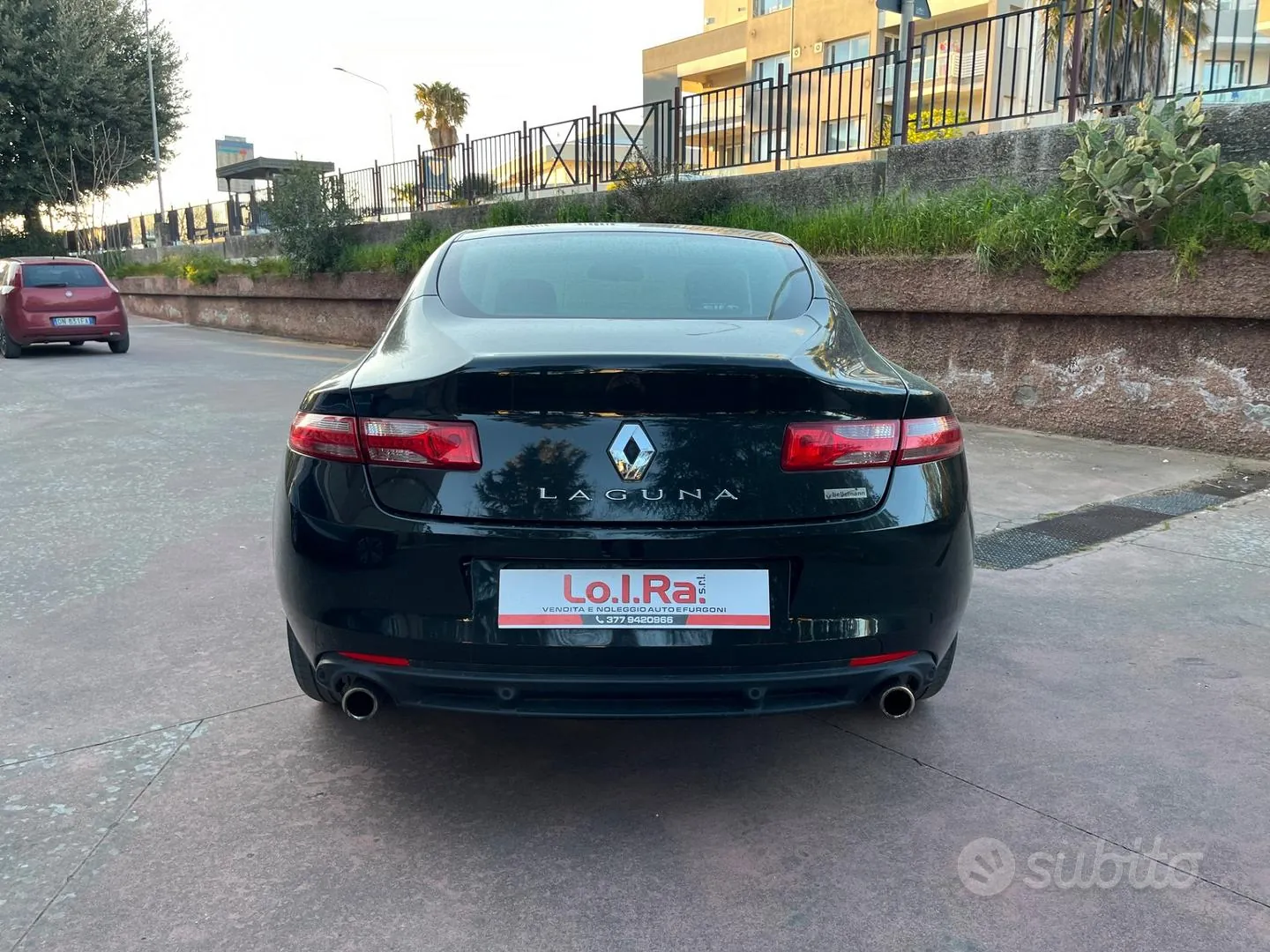 Renault Laguna 2013 photo 4