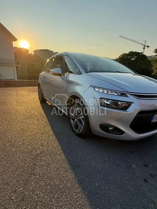 Citroen C4 Picasso 2015 photo 3