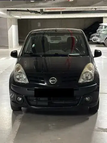 Nissan Pixo