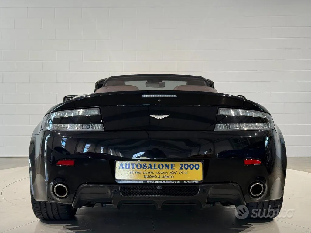 Aston Martin V8 Vantage 2009 photo 4
