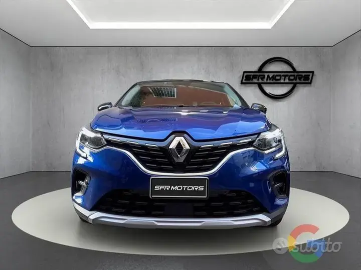 Renault Captur 2022 photo 2