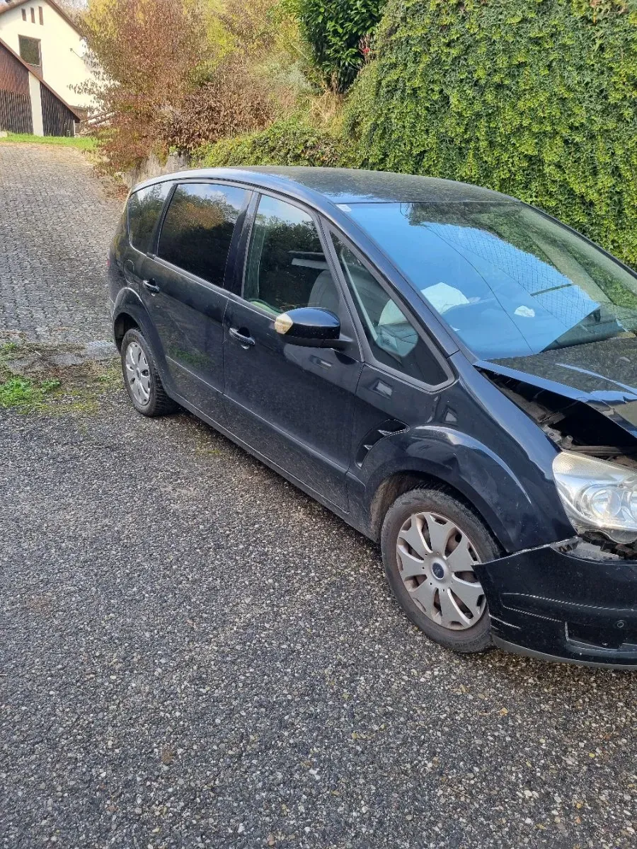 Ford S-Max 2008 photo 3